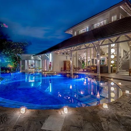 La Villa Oberoi Seminyak Exterior foto